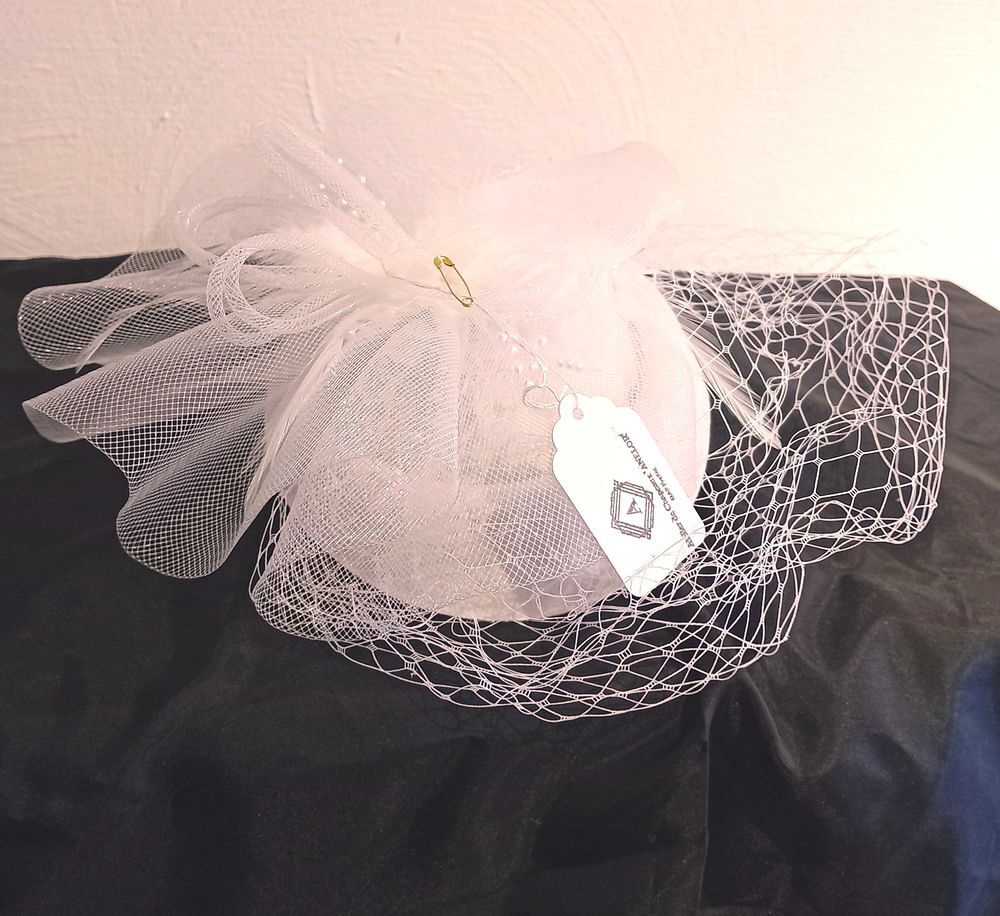 &eth;ŸOE&iquest; Bridal Hat / Weddings Hat Chapeau Bibi De mari&eacute;e/ de mariages et c&eacute;r&eacute;monies Vêtements