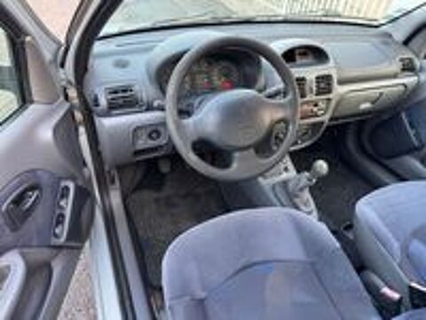 Clio II Clio 1.2i RXE 2000 occasion 78300 Poissy
