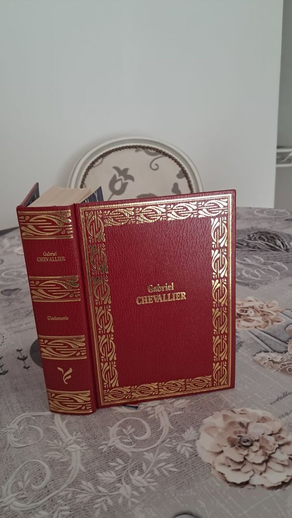 6 LIVRES ANCIENS
ETAT NEUF Livres et BD
