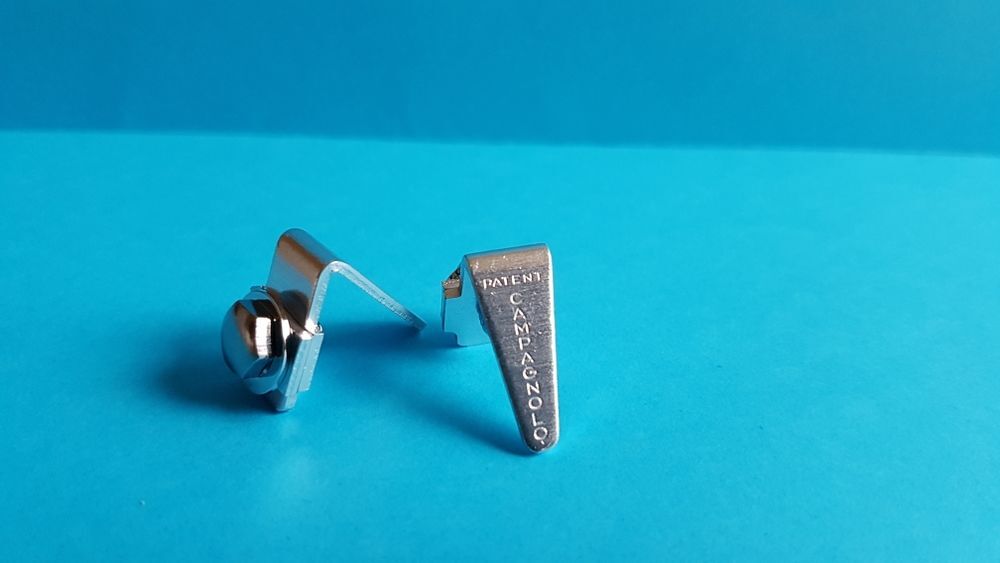PONTET CAMPAGNOLO POUR P&Eacute;DALES Vélos