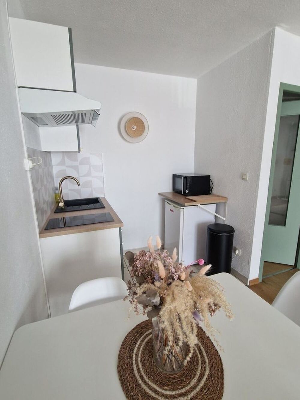 Vente Appartement Studio 25 m² entièrement rénové et meublé 