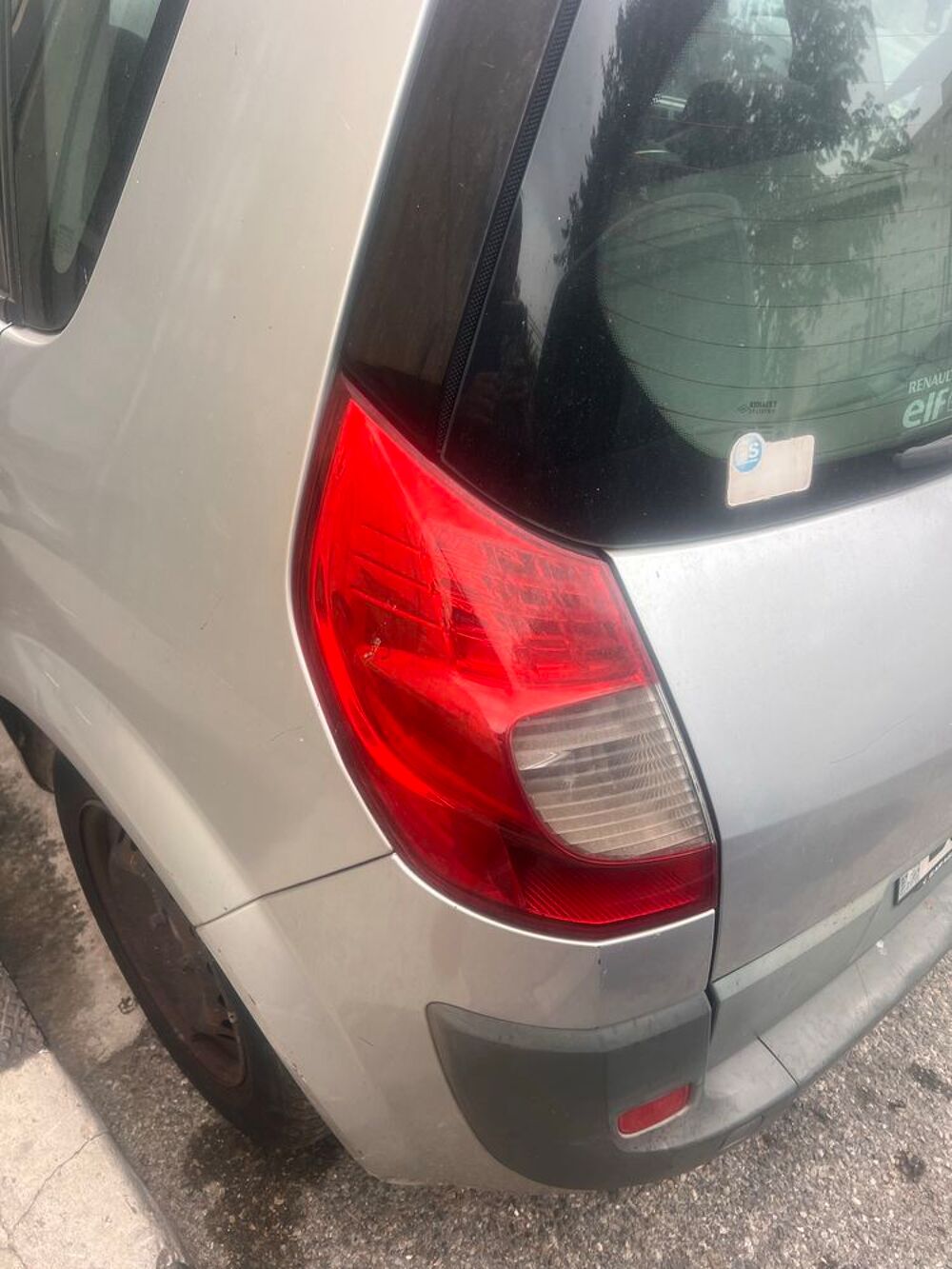 Sc&eacute;nic II Scenic 1.9 dCi 120 Pack Expression 2006 occasion 83000 Toulon
