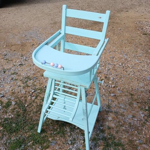 chaise bois bébé 23 Vendeuvre-du-Poitou (86)