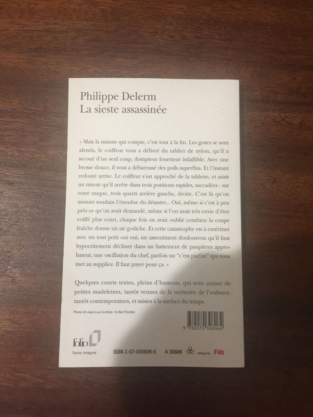 Livre &acute;&acute; La sieste assassin&eacute;e &acute;&acute;. Philippe Delerm Livres et BD