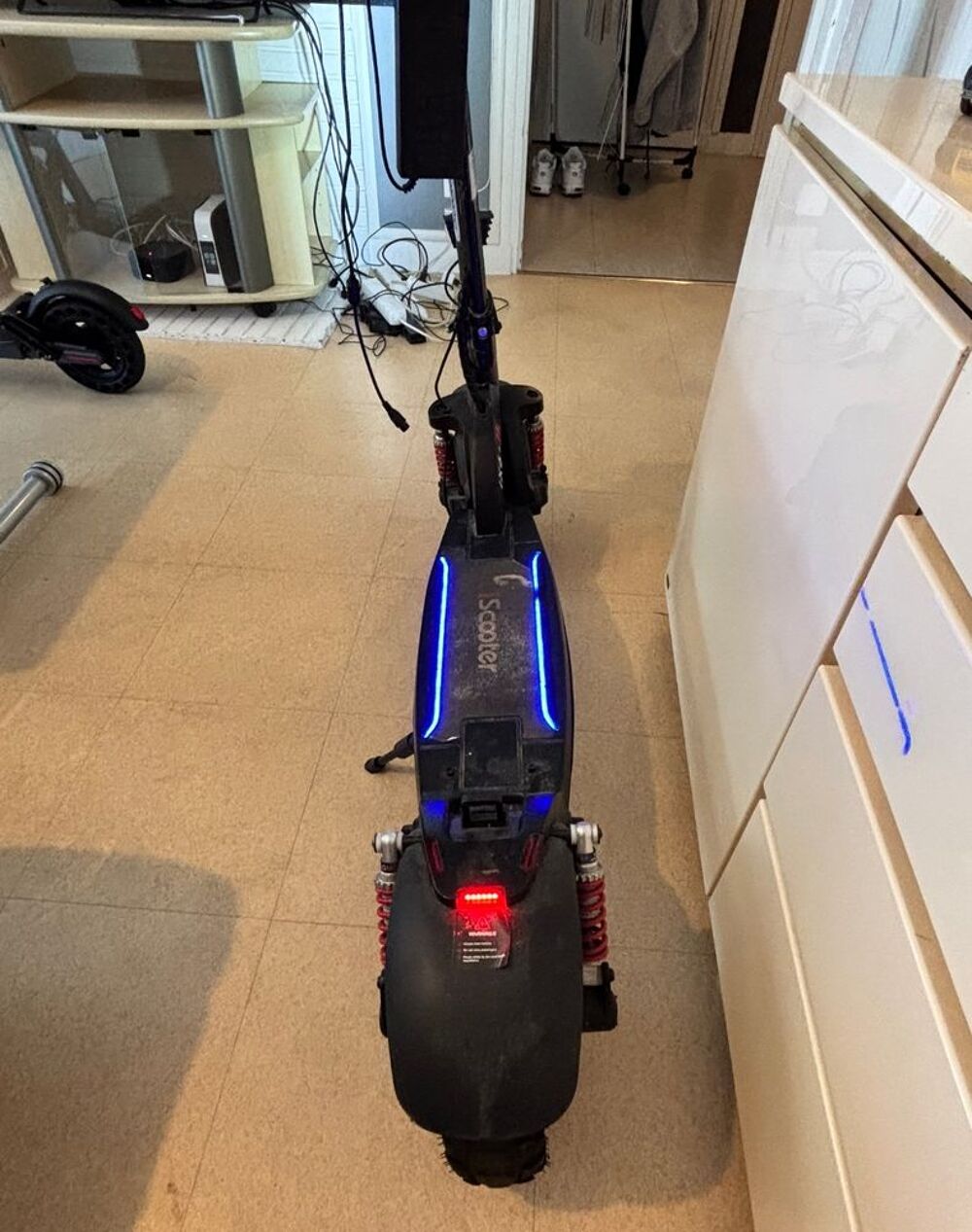 Trottinette &eacute;lectrique ix6 ISCOOTER Sports