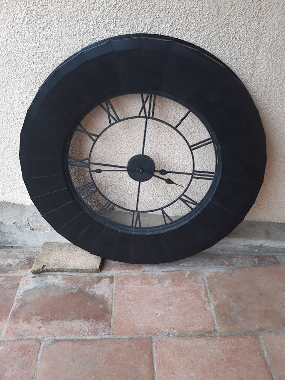 GRANDE HORLOGE EN FER FORGE Décoration