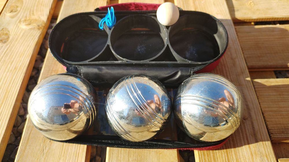 Set de P&eacute;tanque 6 Pi&egrave;ces Sacoche Rouge, Cochonnet &amp; Mesureur Sports