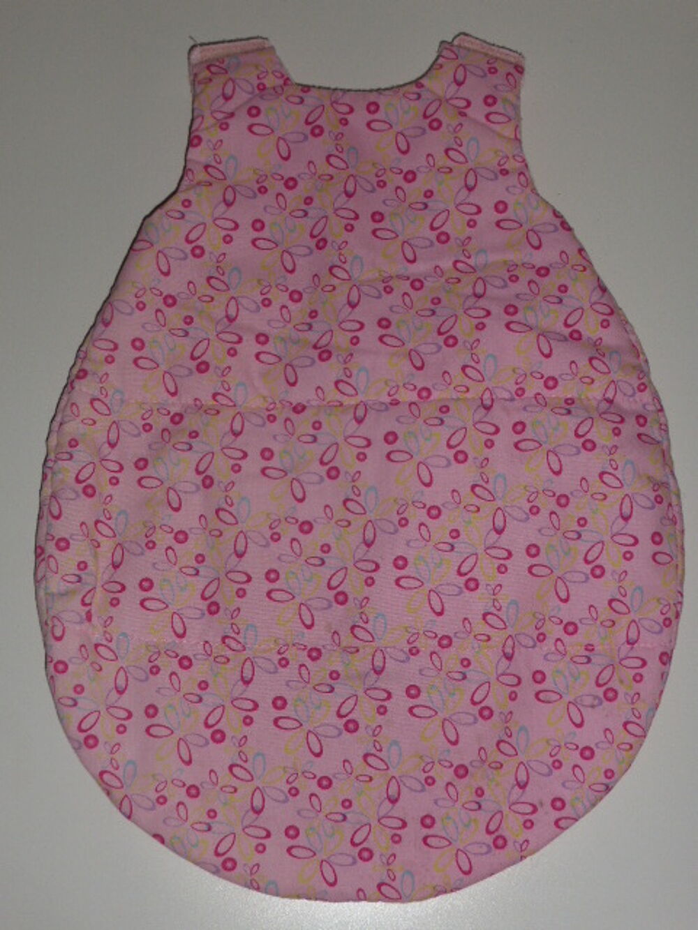 Turbulette gigoteuse rose pour poup&eacute;e de 36 cm Jeux / jouets