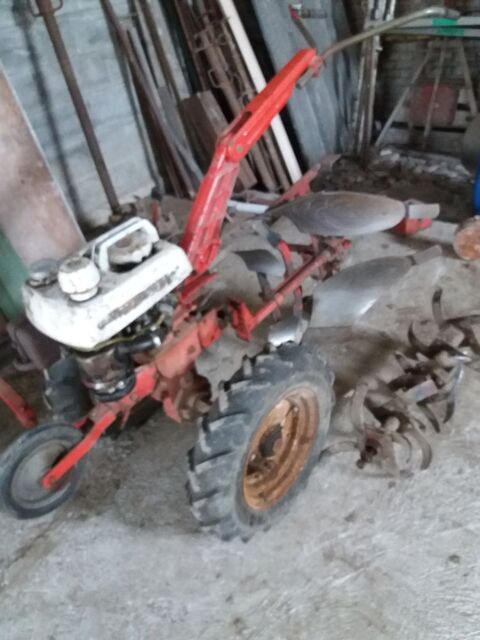 outil jardin 600 Thenelles (02)