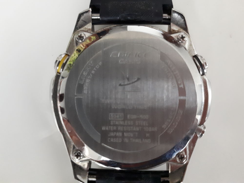 Magnifique montre CASIO EDIFICE EQW-500E-1AVER
Bijoux et montres