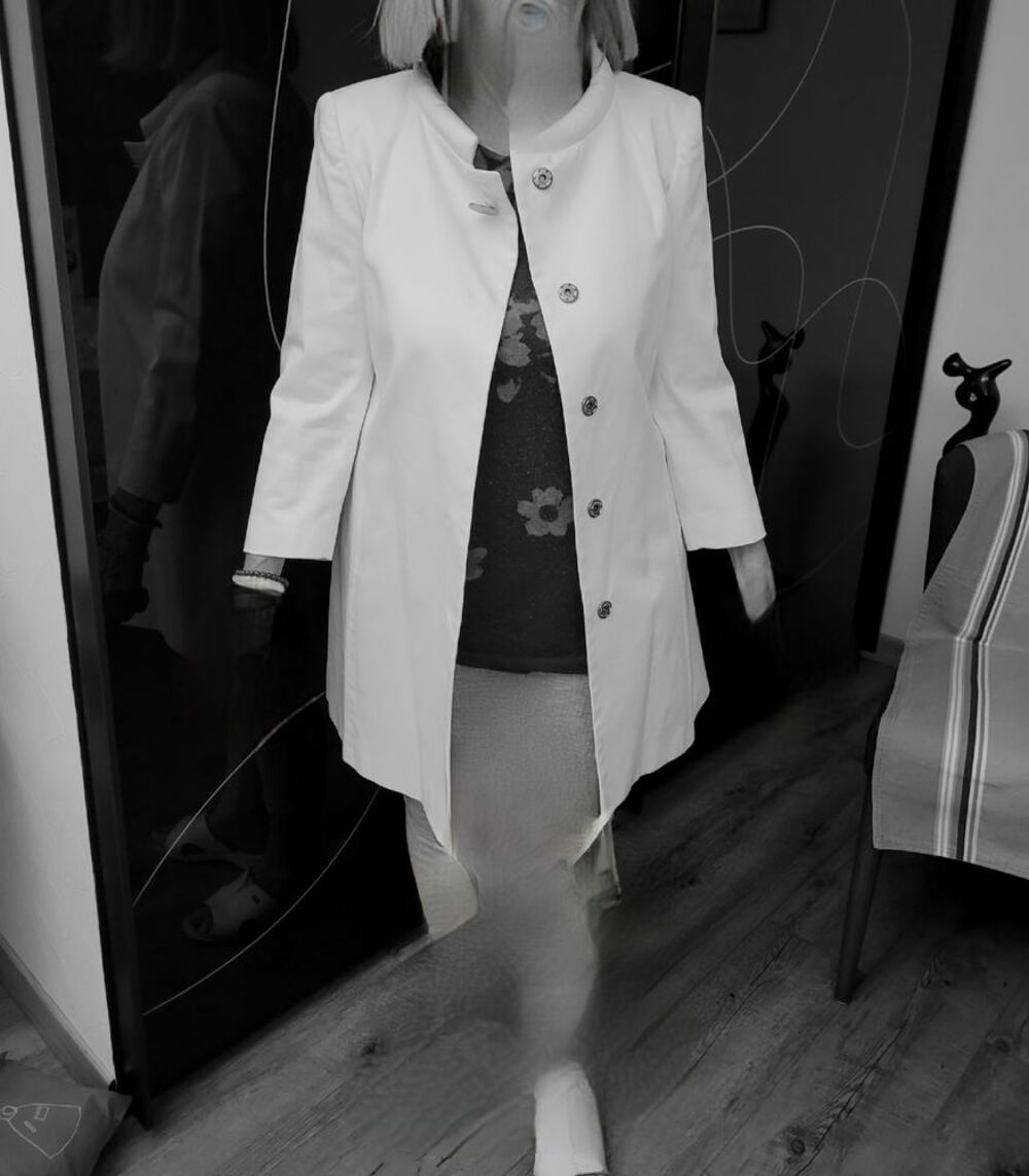  Un manteau de la marque Magnigance pour une c&eacute;r&eacute;monie bien Vêtements