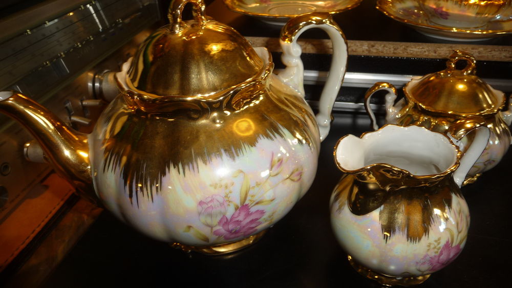 service moka en porcelaine dor&eacute; bavaria D�coration