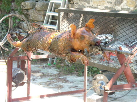 Tourne broche pour méchoui simple ou double . 0 07400 Saint-martin-sur-lavezon