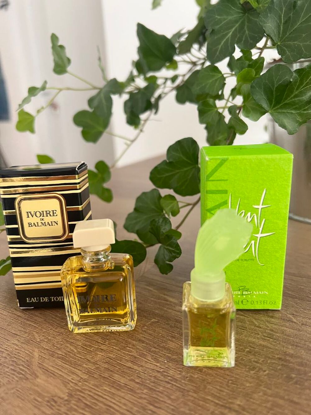 Lot de 2 miniatures de parfum BALMAIN 