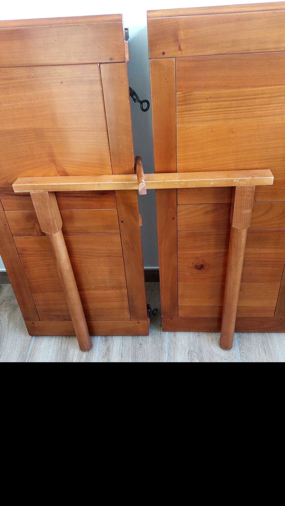 table merisier massif Meubles