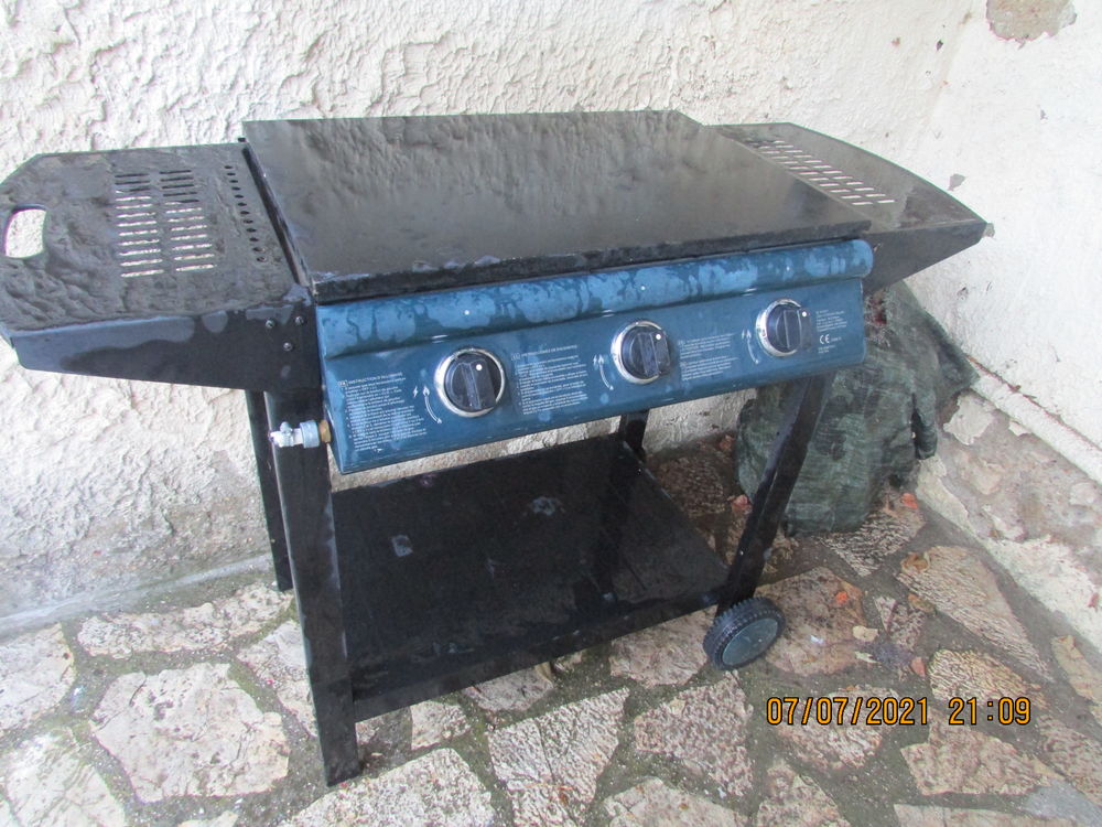 barbecue ,plancha, &agrave; gaz Electroménager