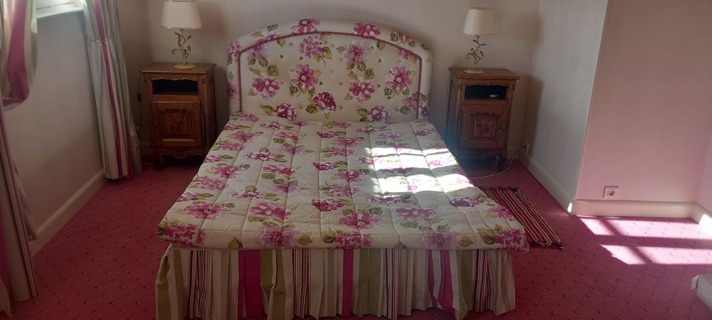 CHAMBRE A COUCHER Meubles