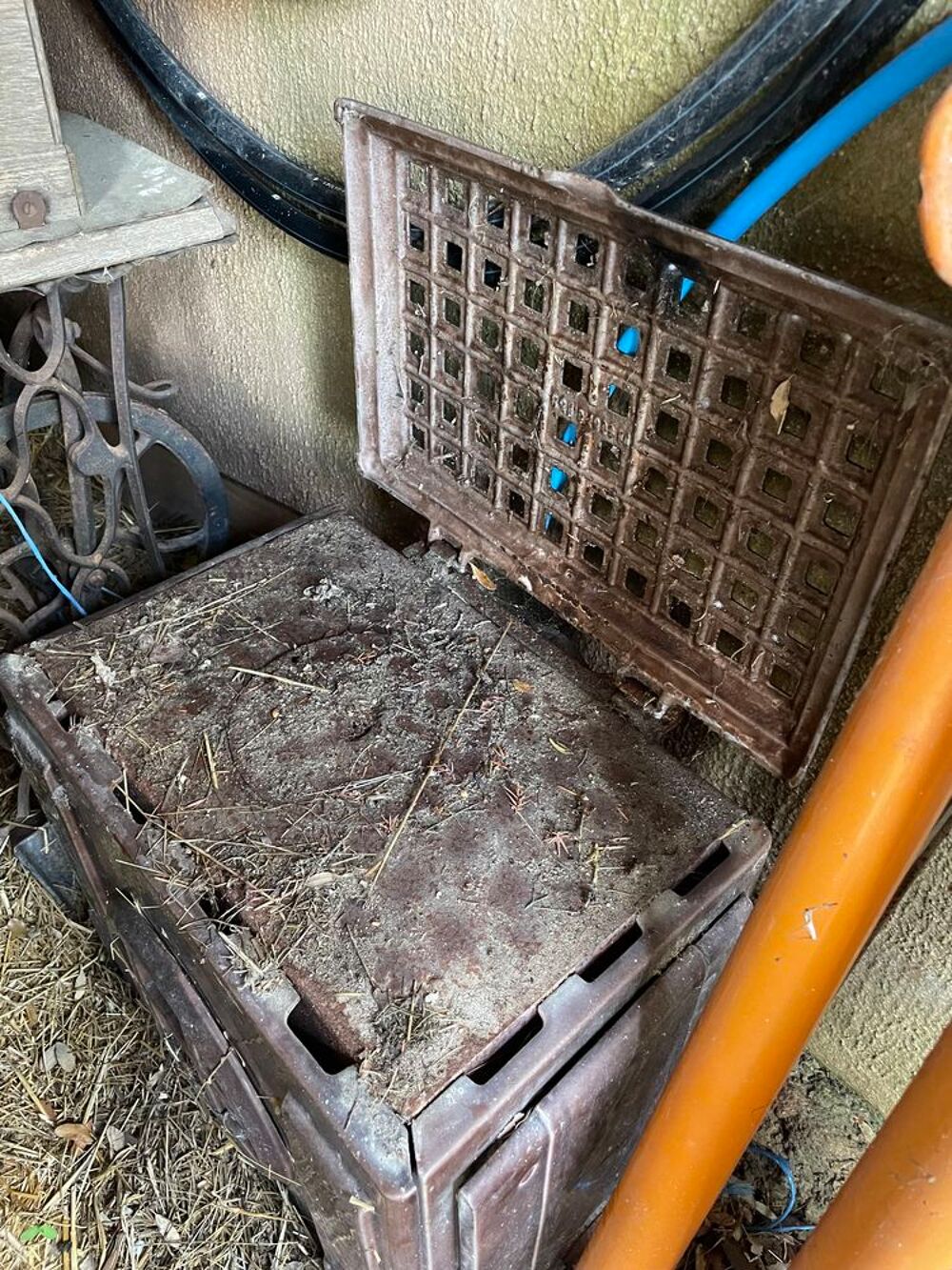 Petit po&ecirc;le &agrave; r&eacute;nover Bricolage