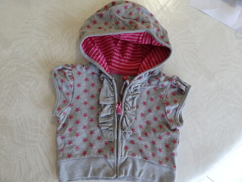 Sweat fille 5ans  manches courtes 0 Pauillac (33)