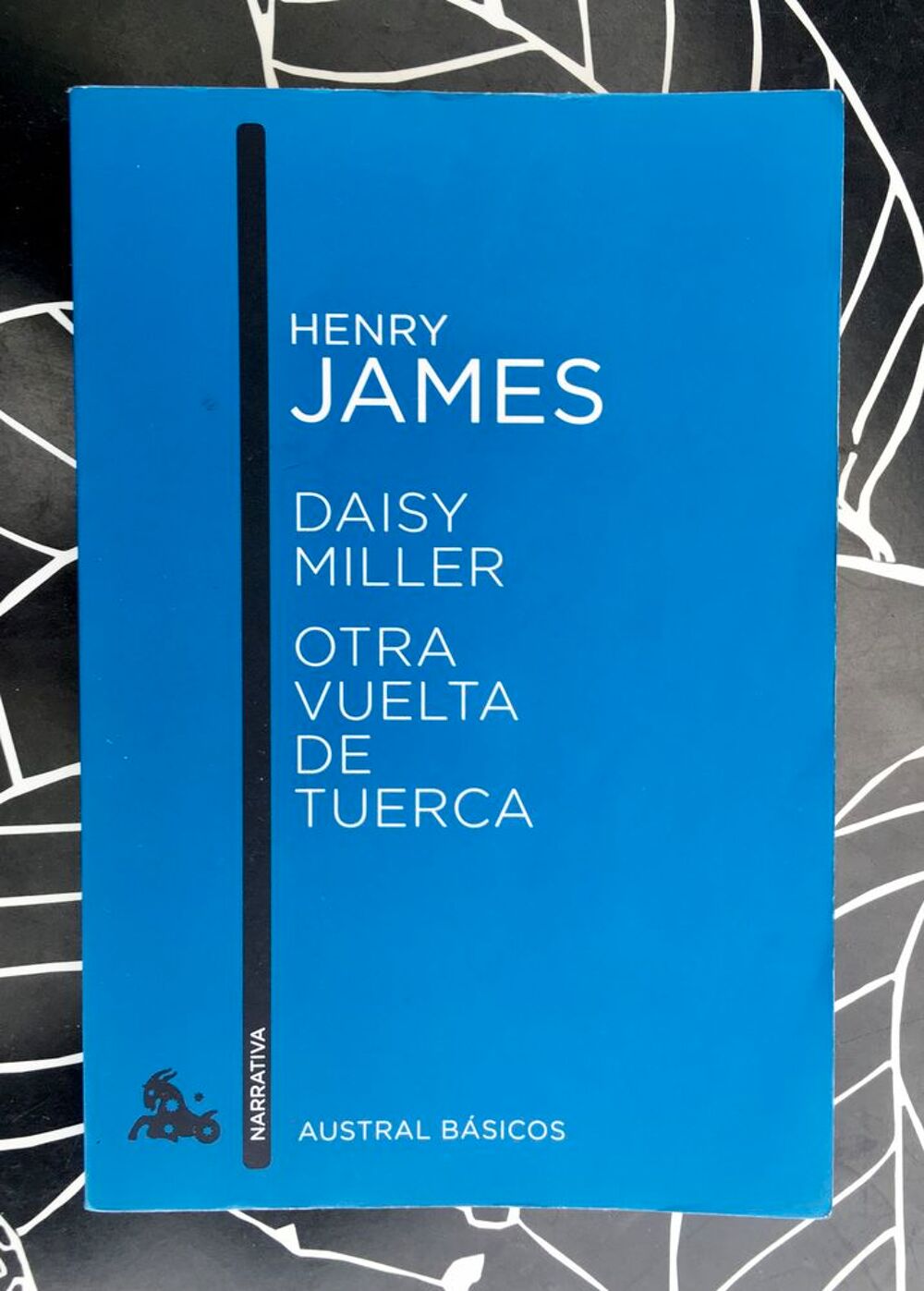 Daisy Miller / Otra vuelta de tuerca de HENRY JAMES; Neuf Livres et BD