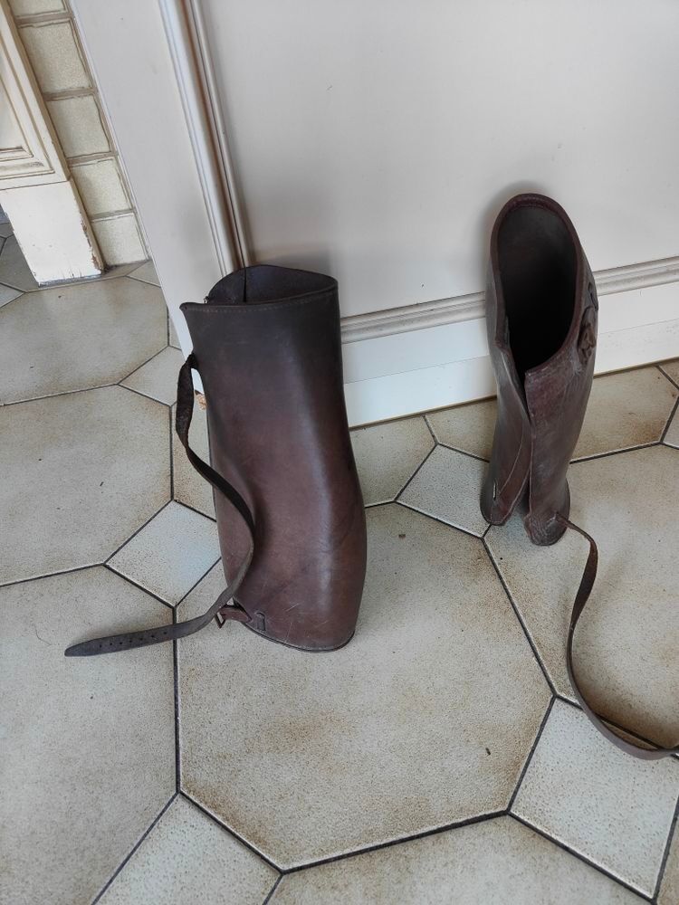 Guêtres De Protection Cheval En Cuir - Ancien - Vintage - Marron