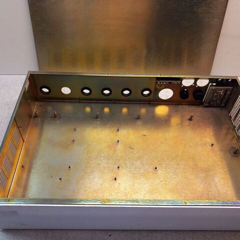 Bo�tiers metal 35 Staffelfelden (68)