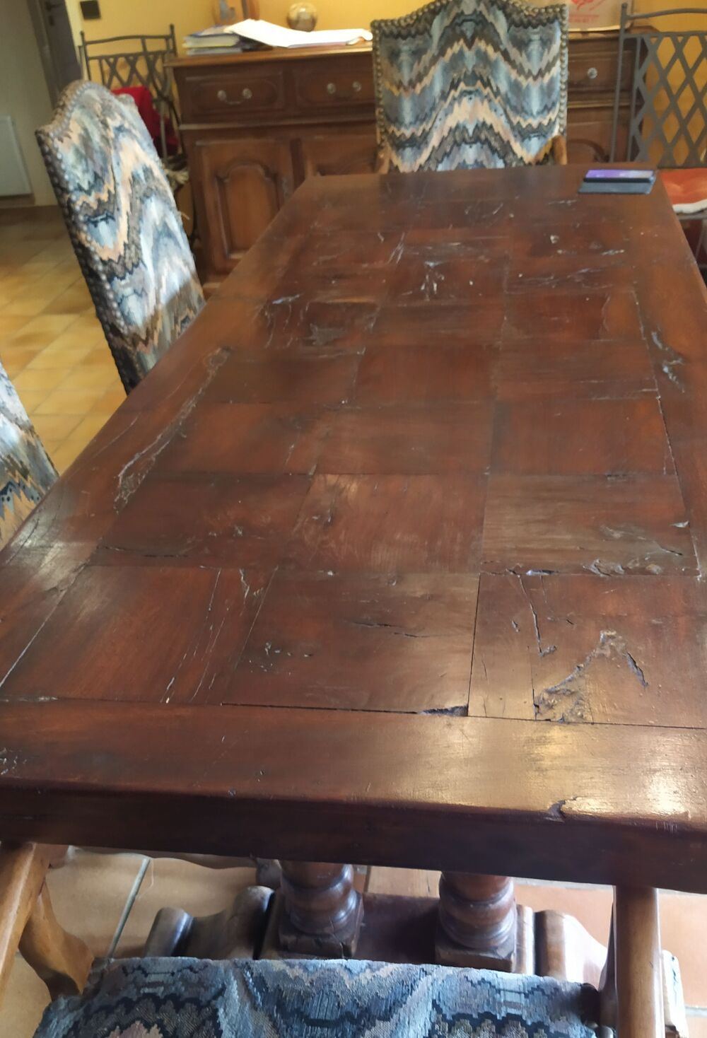 table monast&egrave;re ch&ecirc;ne XVII Meubles