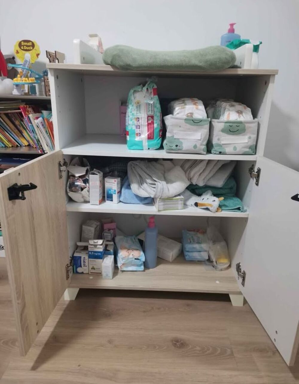 Table &agrave; langer Mobilier enfants