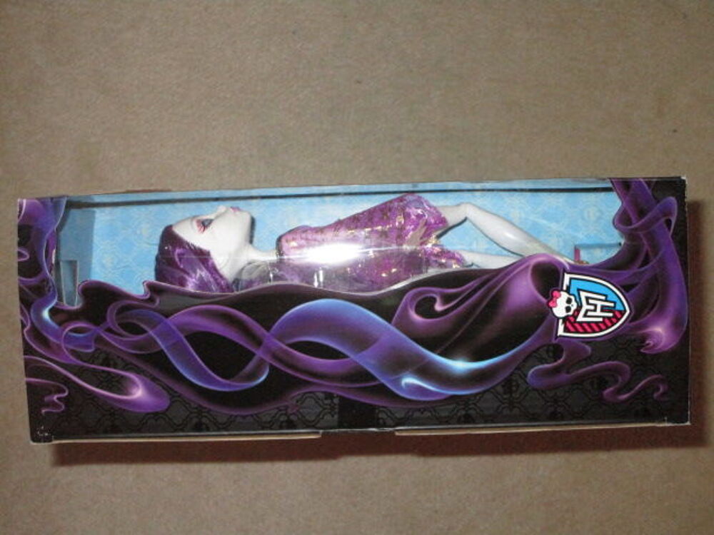 LOT 77XL coffret poupee monster high"SPECTRA WONDERGEIST" Jeux / jouets