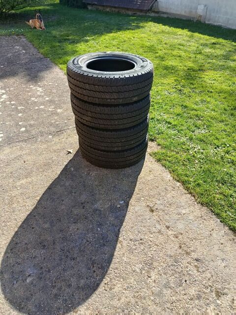 Pi&egrave;ces et &eacute;quipements Caravaning Pi&egrave;ces et &eacute;quipements Caravaning  occasion Saint-Georges-de-la-Cou&eacute;e 72150