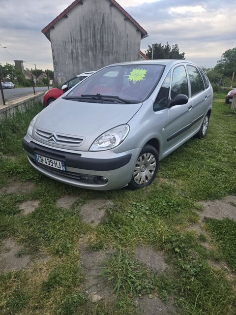 Annonce voiture Citroën Picasso 3500 €