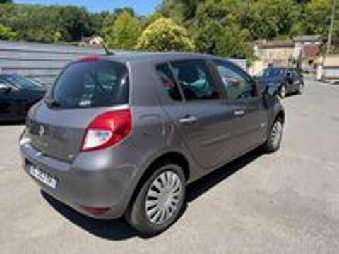 Clio III dCi 75 eco2 Dynamique TomTom Euro 5 2011 occasion 24750 Tr&eacute;lissac
