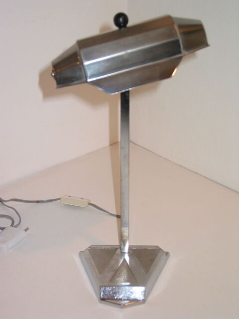 Petite lampe pirouett d'étudiant d'appoint de chevet de bure 115 Marseille 13 (13)