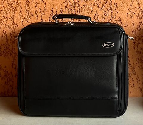 Sacoche ordinateur Targus 20 Le Lavandou (83)