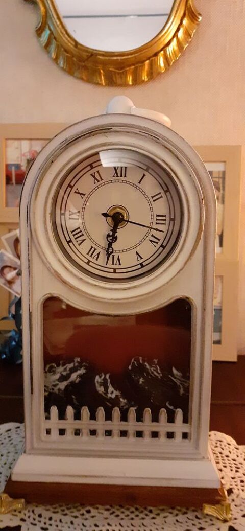 Horloge dco avec effet chemine ? Lumire LED ? Ambiance co 15 Beaucaire (30)