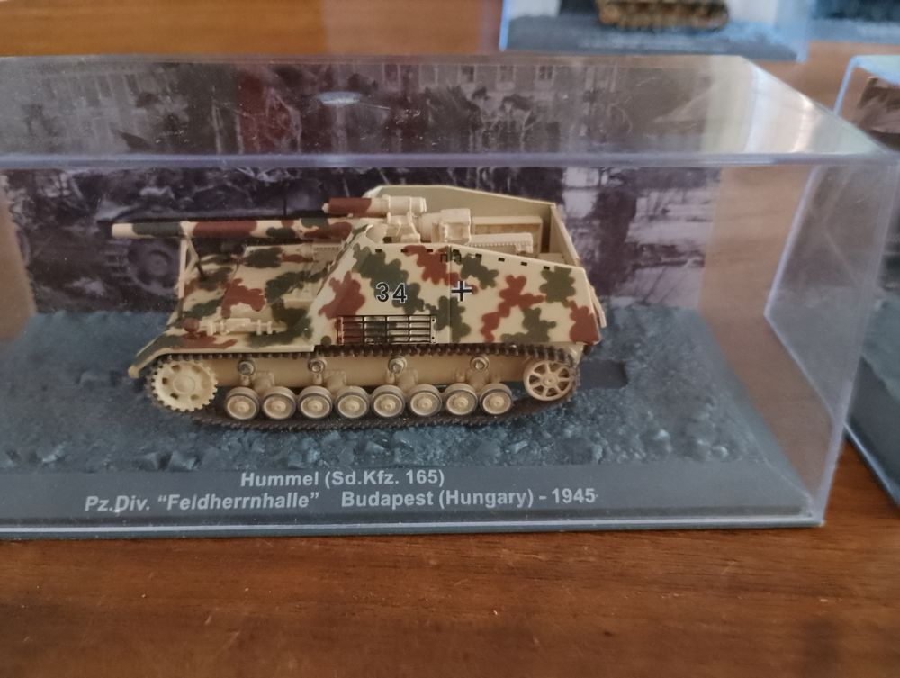 Superbe Collection 51 Maquettes Blind&eacute;s WW2 1/72 
