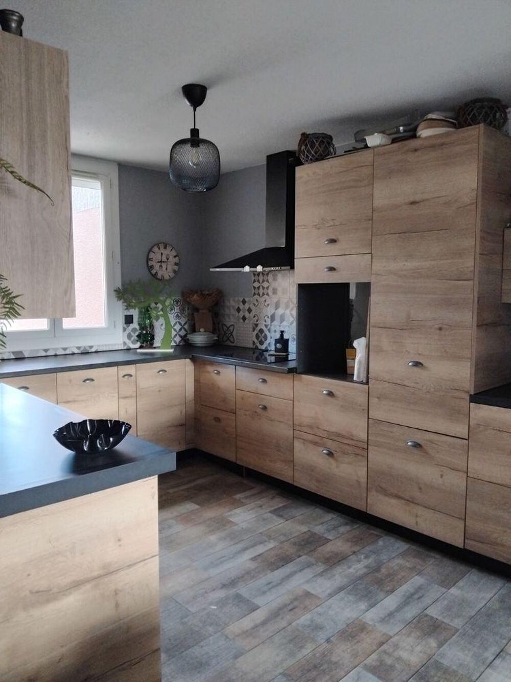 Vente Appartement T4 résidence piscine avec grande terrasse, parking privatif Montferrat