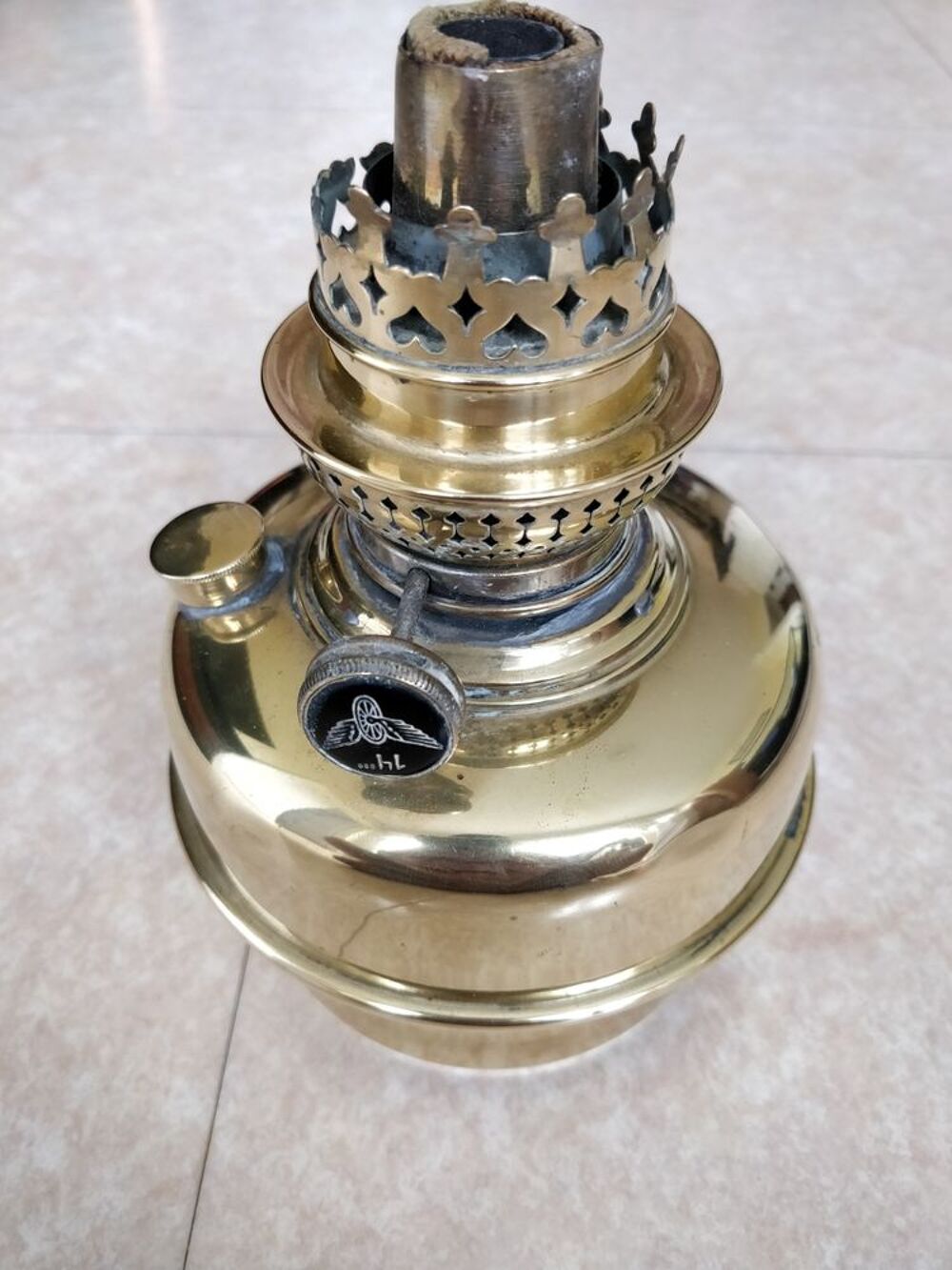 lampe huile p&eacute;trole ancienne Décoration