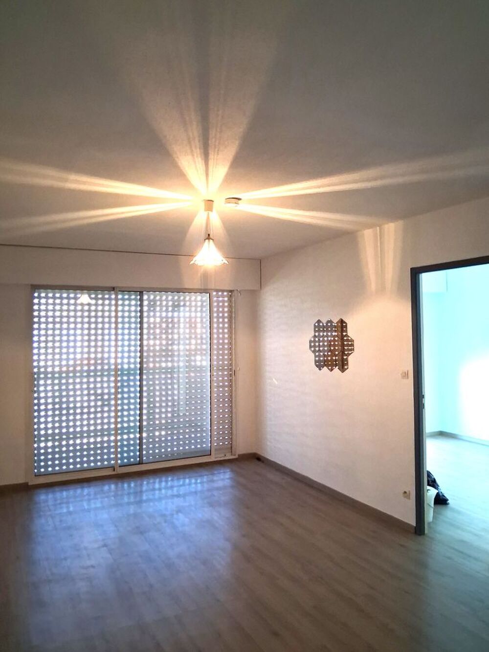Vente Appartement T2 45m2 avec balcon  et garage fermé ,proche place Victoire Bordeaux