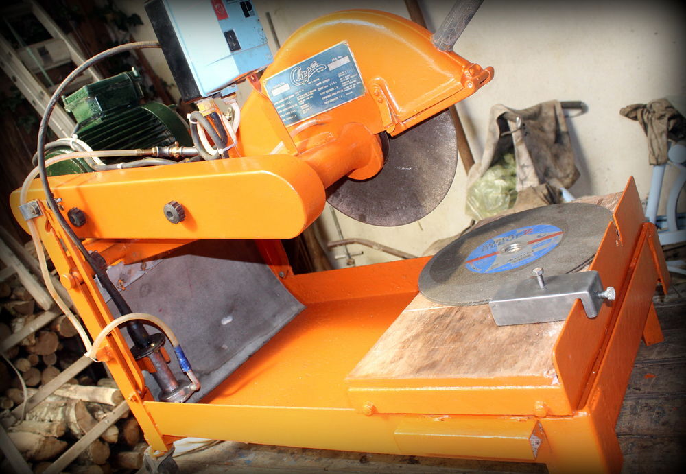 Machine &agrave; couper le carrelage pro. Bricolage