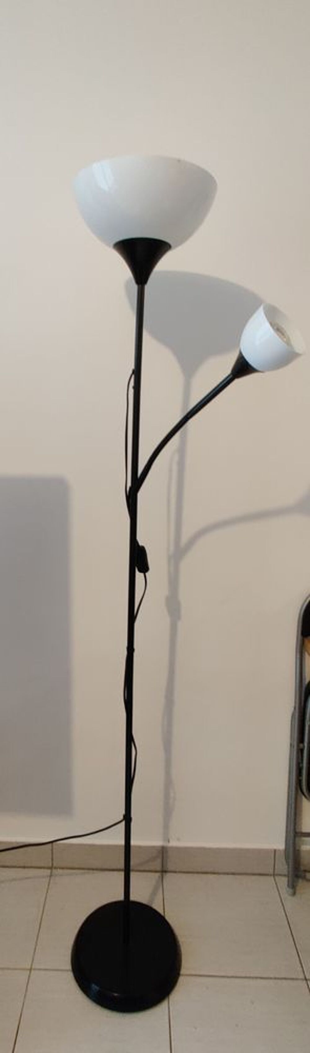 Lampadaire/liseuse (noir/blanc) Décoration