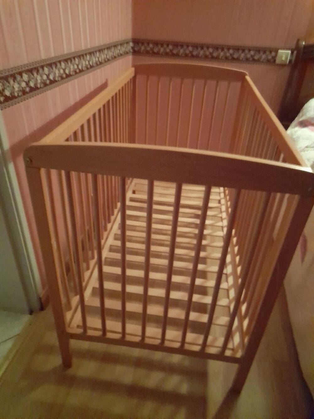 lit b&eacute;b&eacute; en bois Mobilier enfants