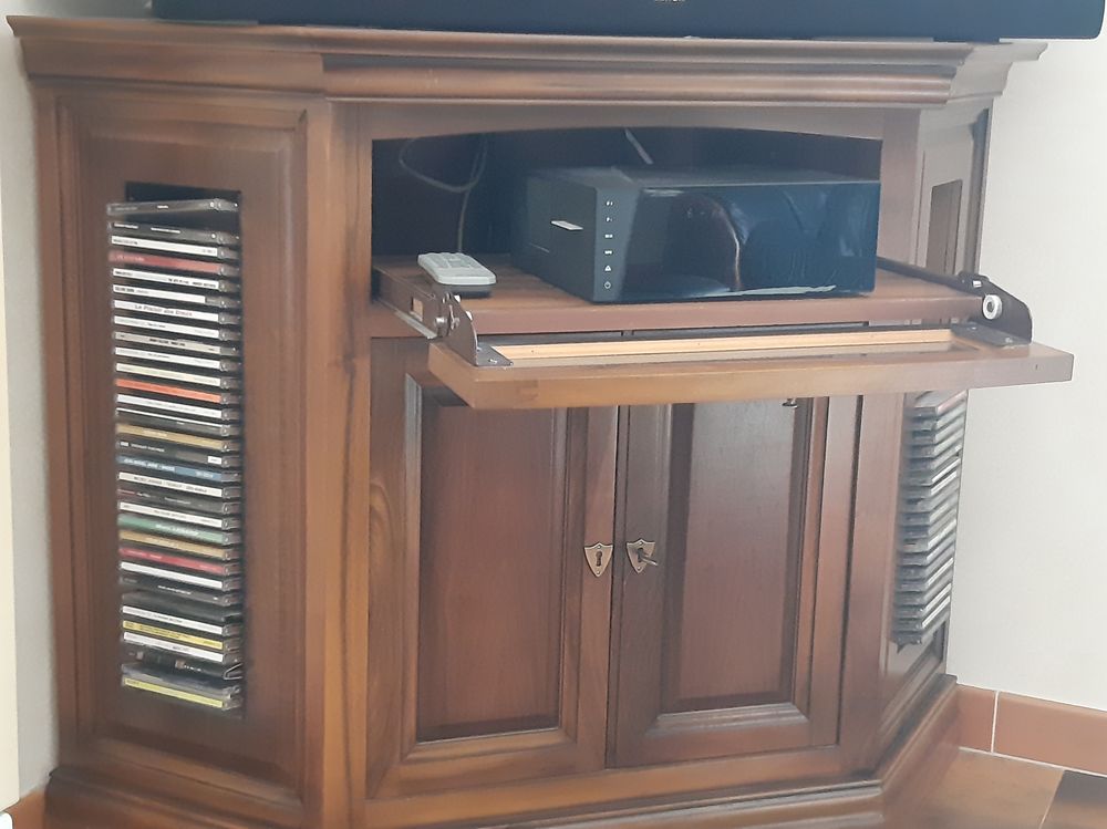 Meuble t&eacute;l&eacute; hifi 
Meubles