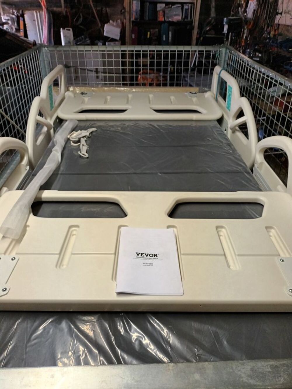 Lit adulte m&eacute;dicalis&eacute; neuf Meubles