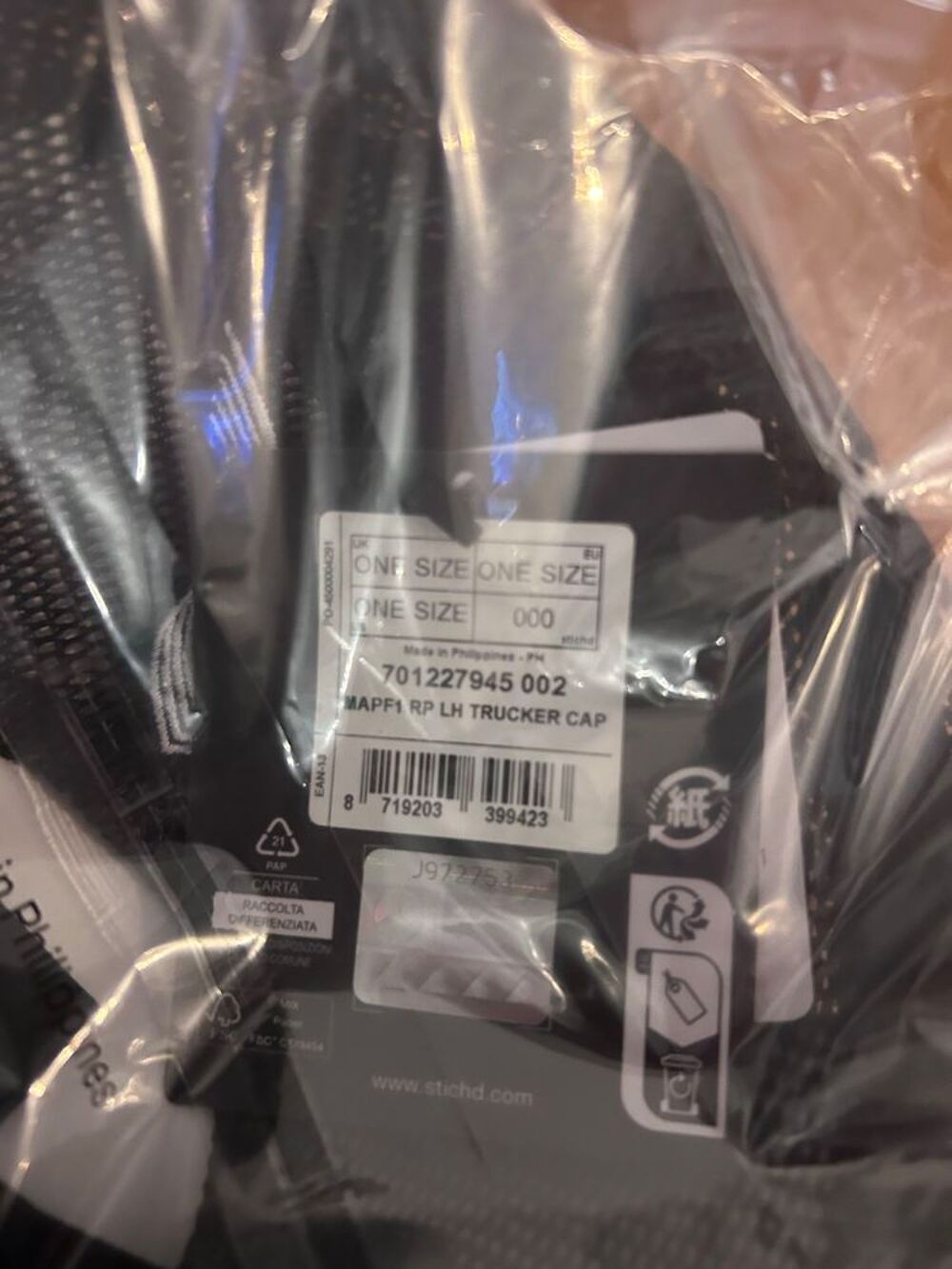 Casquette Hamilton Mercedes noir neuve Vêtements