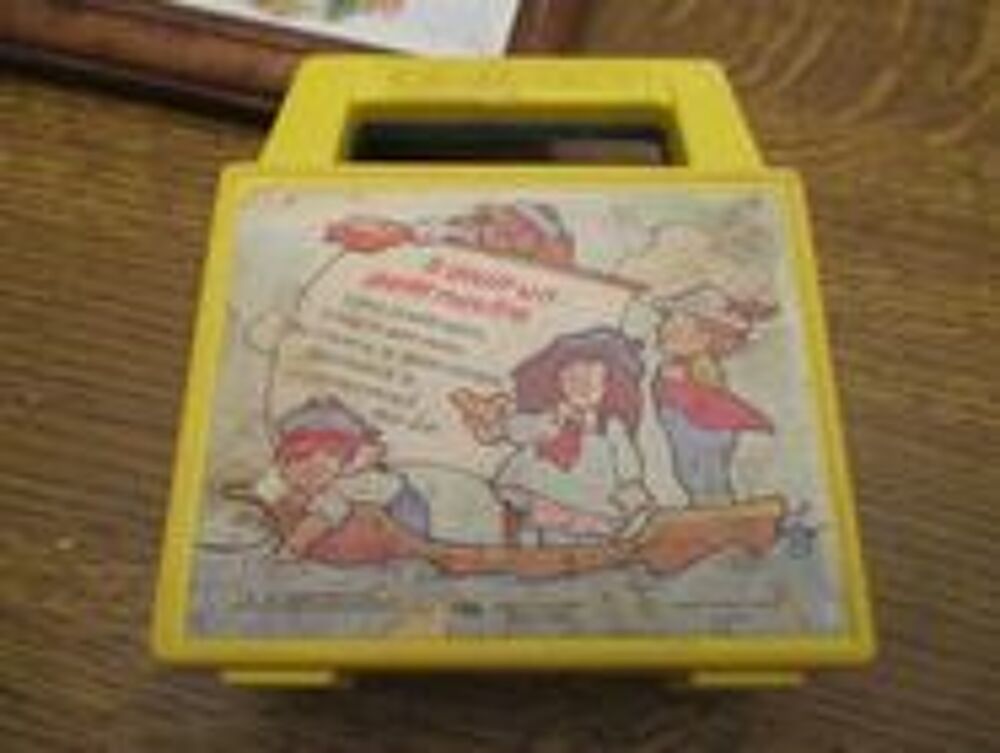 Petite boite a musique fischer price Jeux / jouets