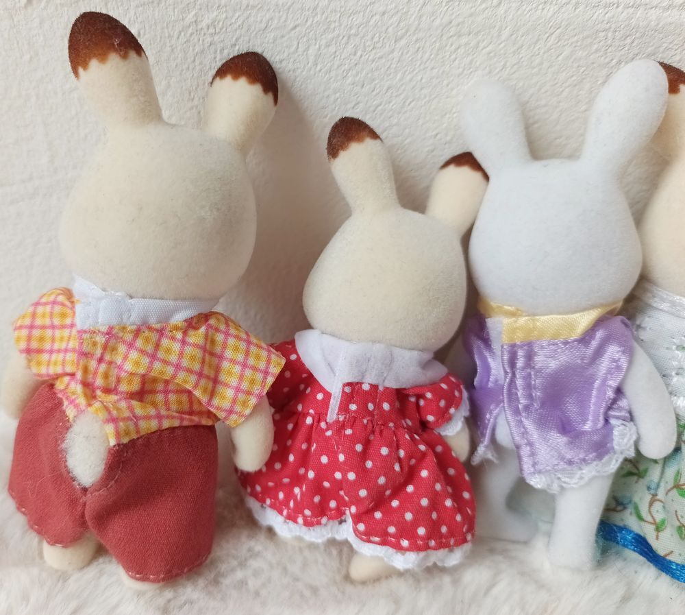Lot de 5 figurines Sylvanians lapins collection Parfait &eacute;tat 