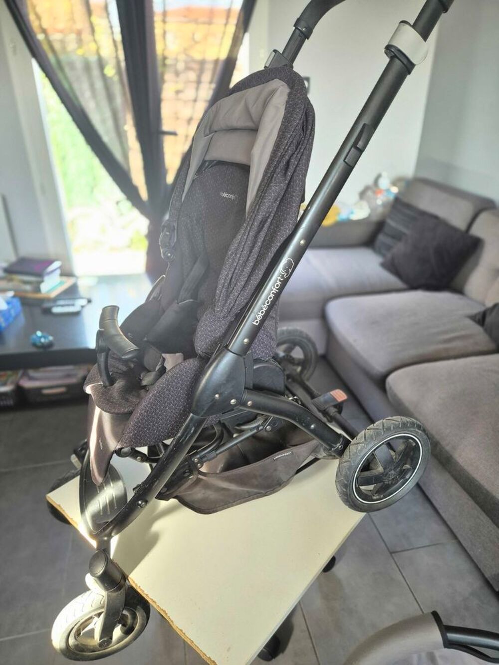 Poussette stella b&eacute;b&eacute; confort bon &eacute;tat Puériculture