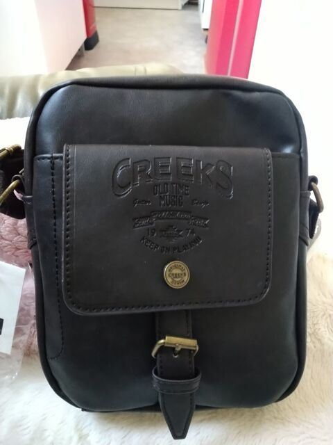 Sacoche creeks  neuf 15 Chaville (92)