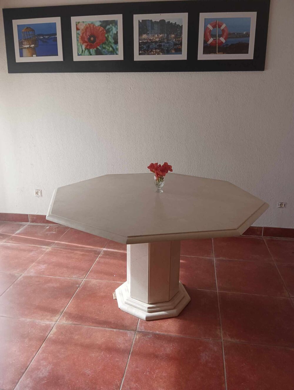 Table &agrave; manger en marbre Meubles